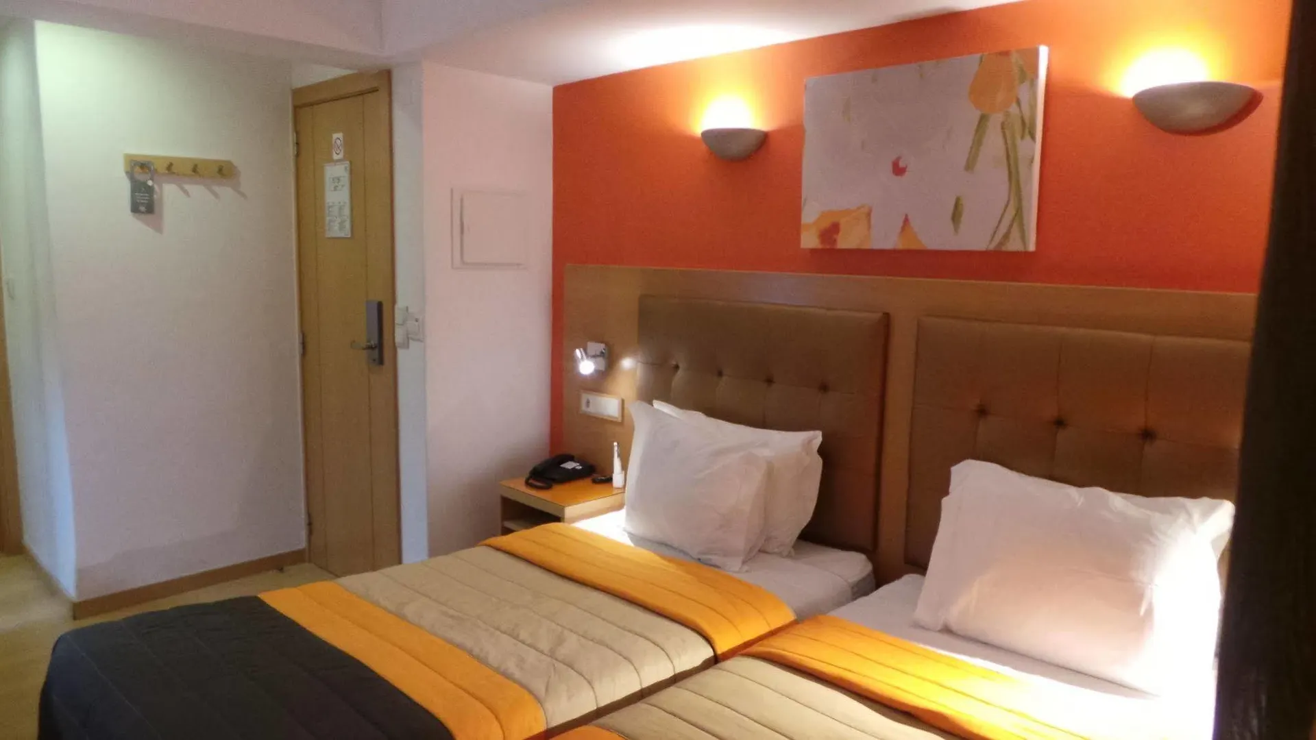Dom Joao Glamour Hotel Lisbon 2*,