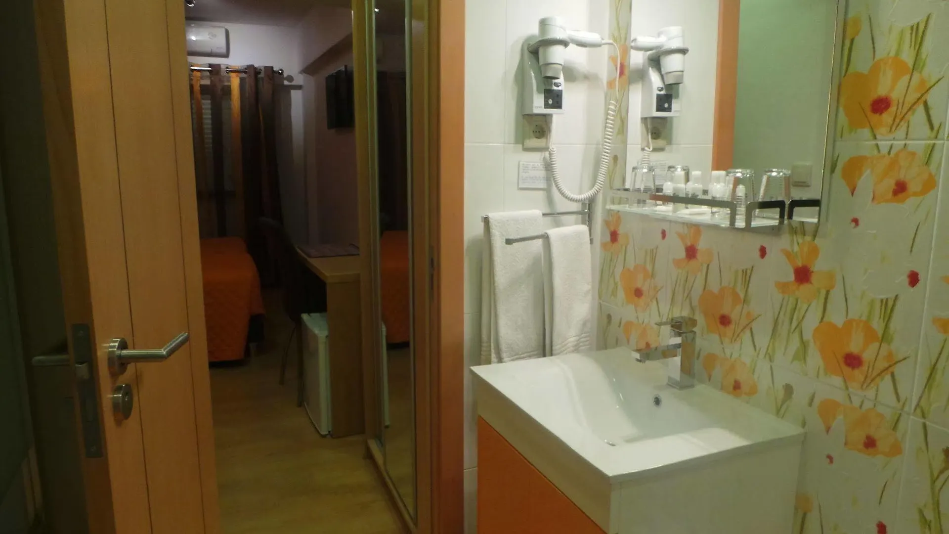 Dom Joao Glamour Hotel Lisbon